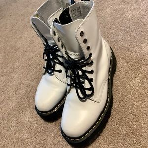 Doc Marten’s JADON white boots. USA Women’s Size 9. NEW.